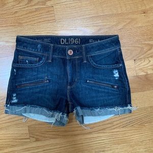 DL1961 mini denim shorts size 24